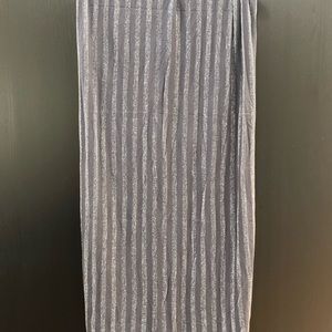 VS Model Essentials Silver Scarf